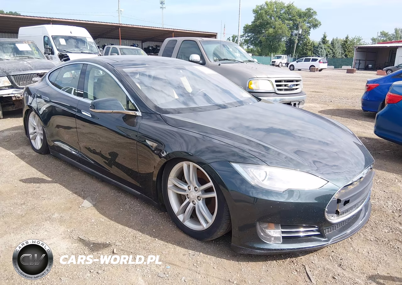 2013 Tesla Model S