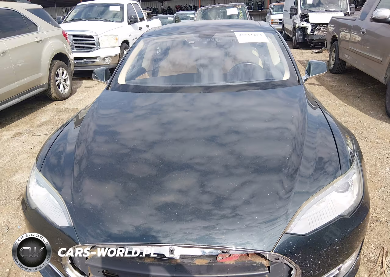 2013 Tesla Model S VIN:5YJSA1CN2DFP05490 - 10