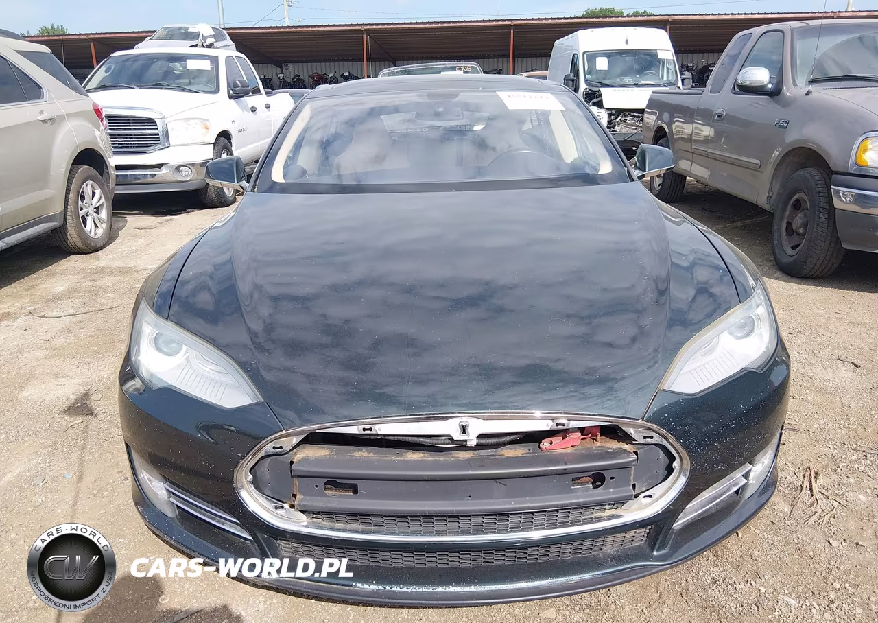 2013 Tesla Model S VIN:5YJSA1CN2DFP05490 - 12