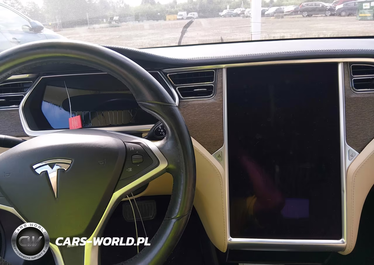 2013 Tesla Model S VIN:5YJSA1CN2DFP05490 - 17
