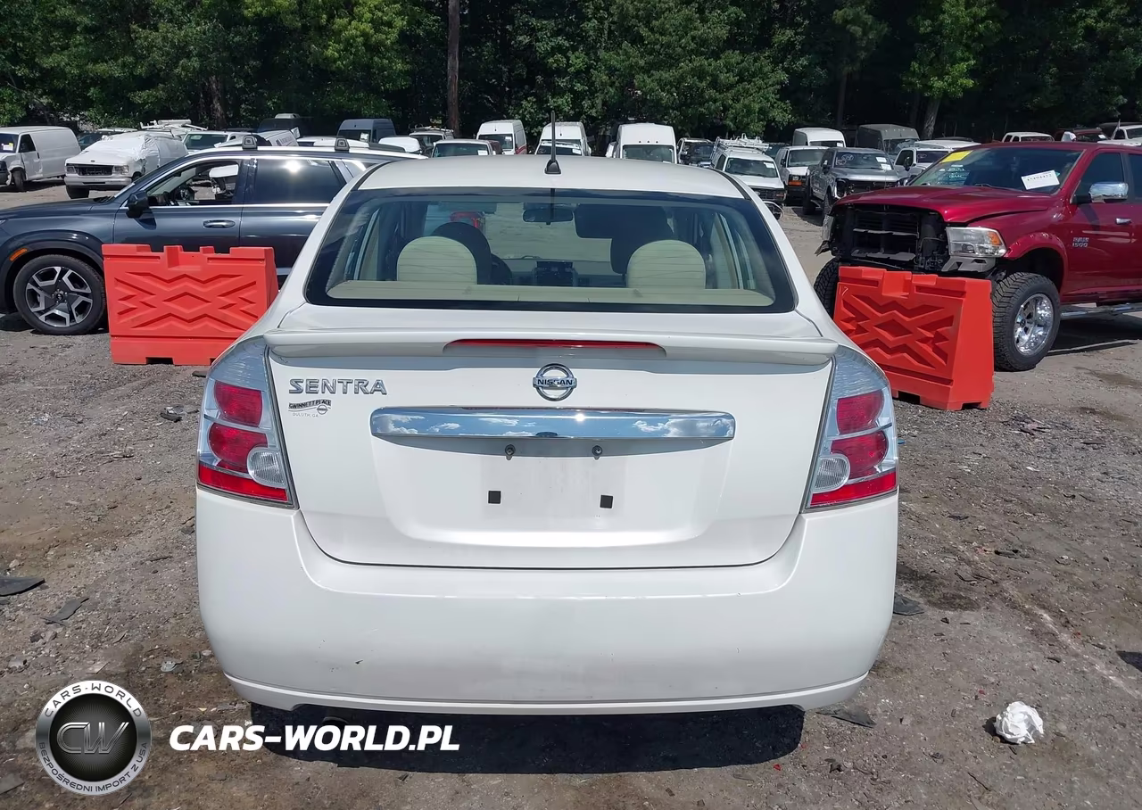2011 Nissan Sentra 2.0S VIN:3N1AB6AP2BL727680 - 16
