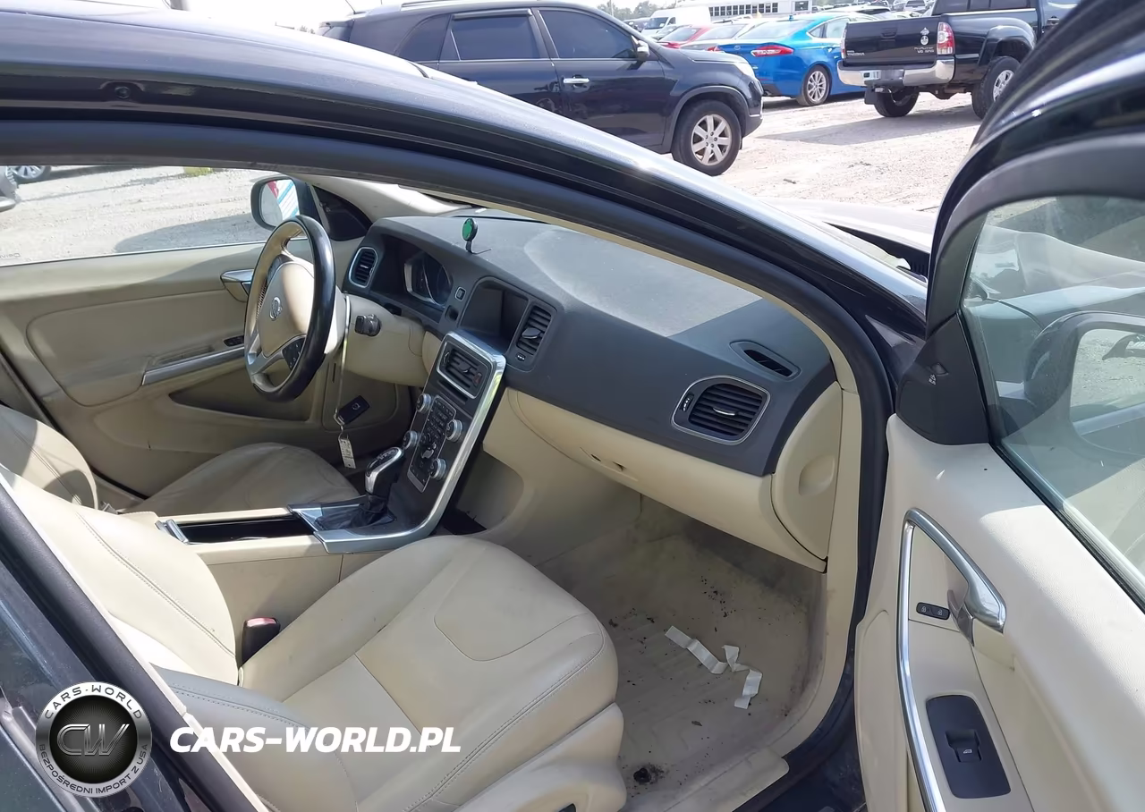 2015 Volvo S60 T5 Premier VIN:YV140MFK3F2337643 - 5
