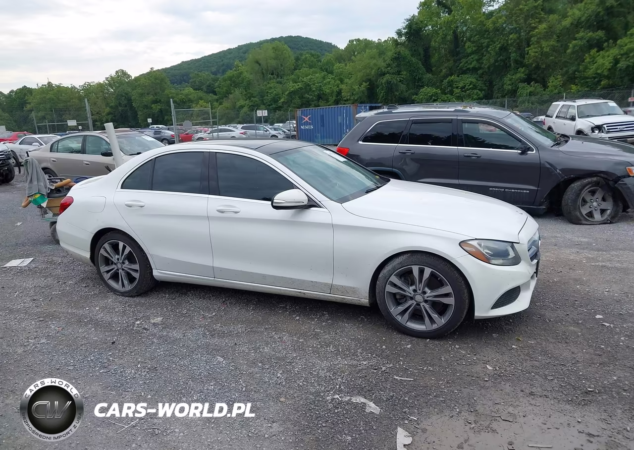 2015 Mercedes-Benz C 300 4Matic VIN:55SWF4KB0FU032678 - 13