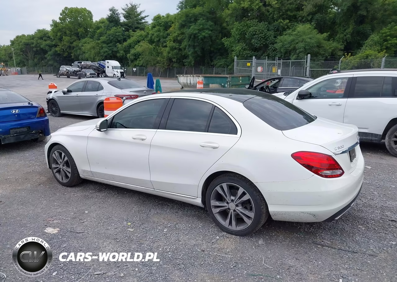 2015 Mercedes-Benz C 300 4Matic VIN:55SWF4KB0FU032678 - 14