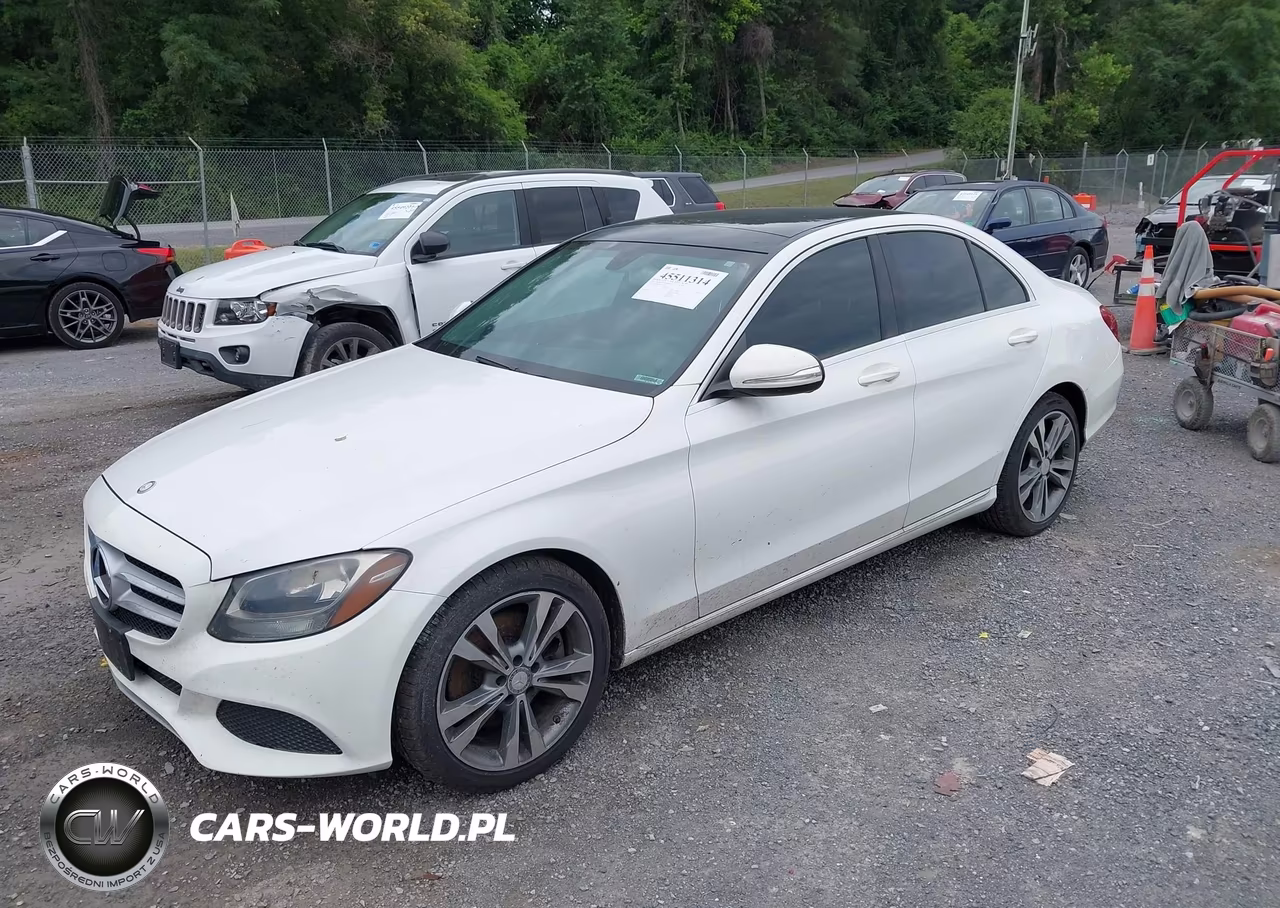2015 Mercedes-Benz C 300 4Matic VIN:55SWF4KB0FU032678 - 2