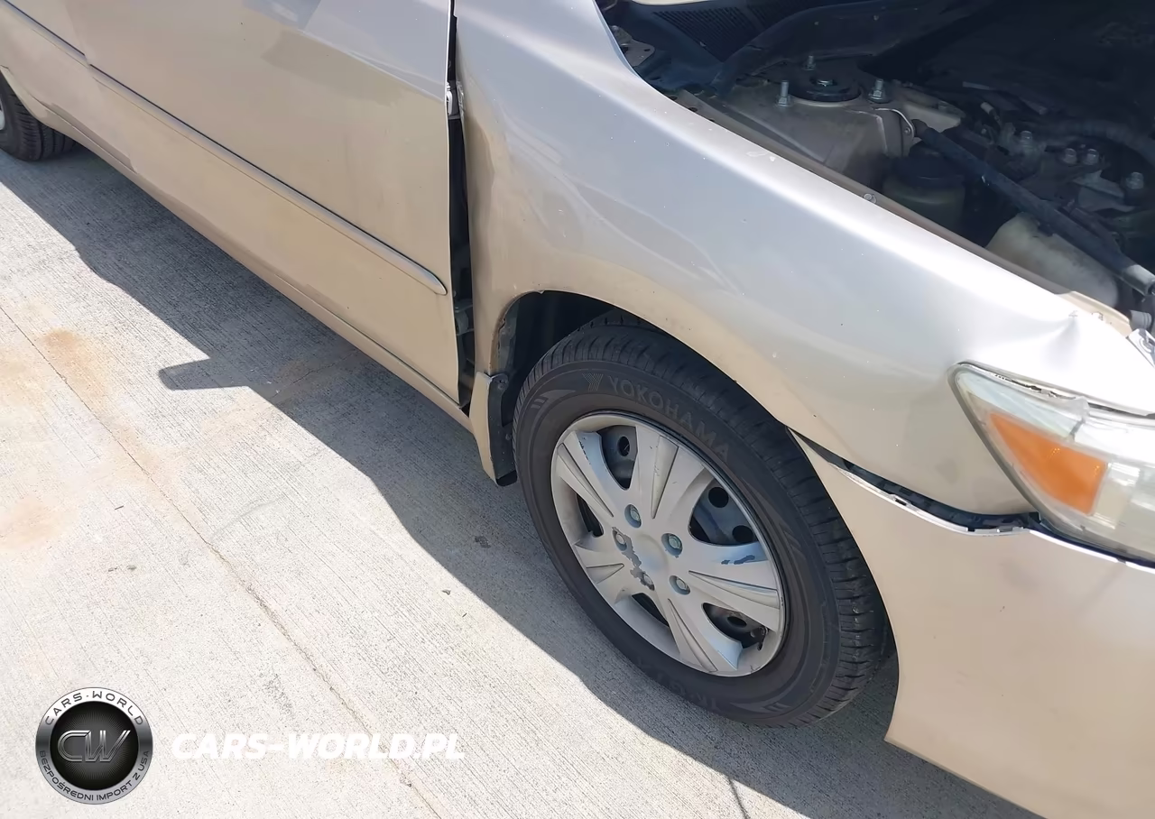 2010 Toyota Camry Le VIN:4T4BF3EKXAR029102 - 12