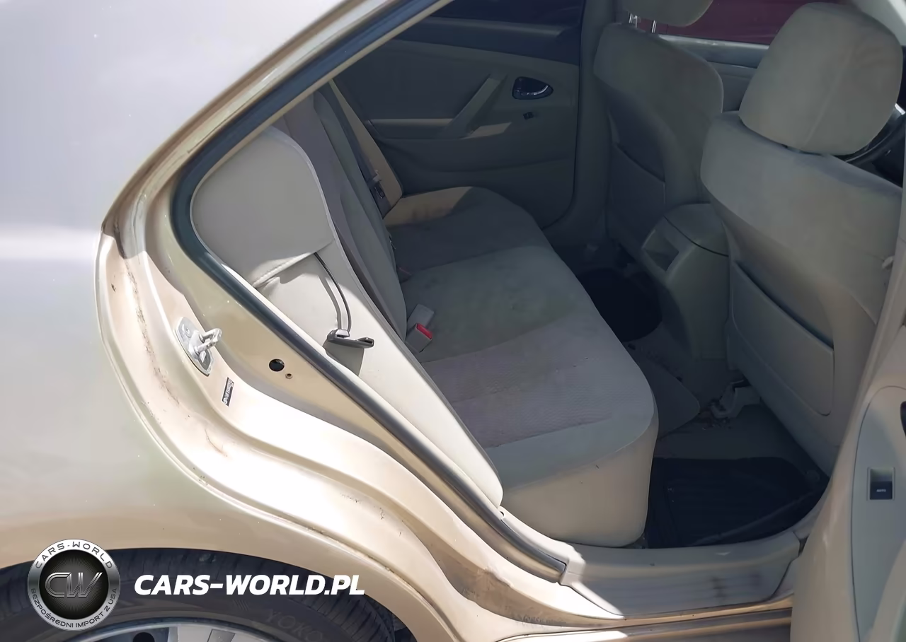 2010 Toyota Camry Le VIN:4T4BF3EKXAR029102 - 8
