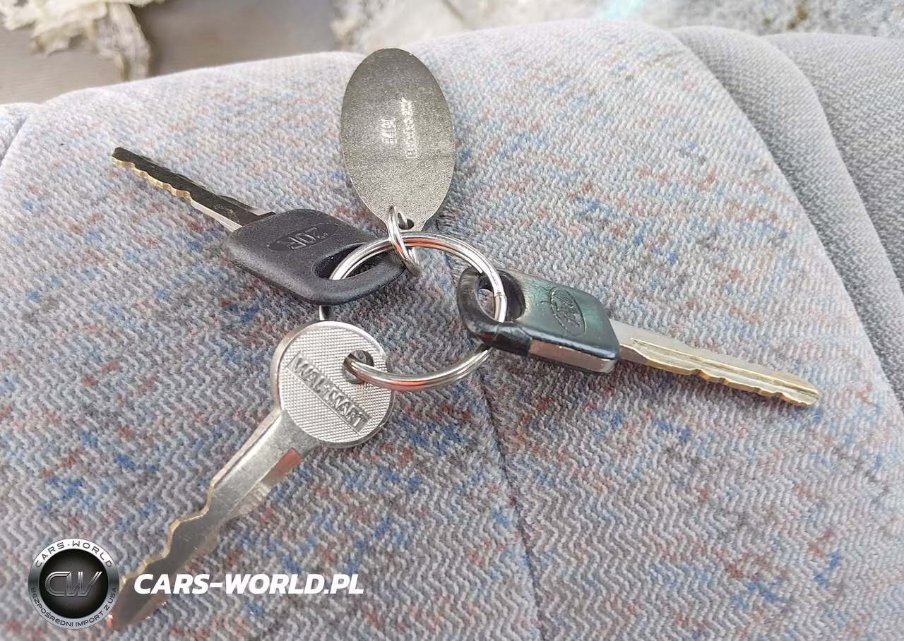 1994 Ford Thunderbird Lx VIN:1FALP6243RH130242 - 11