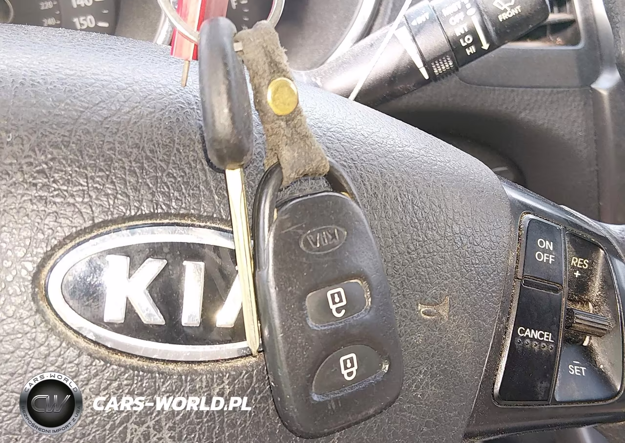 2012 Kia Sorento Lx VIN:5XYKT3A67CG302033 - 11