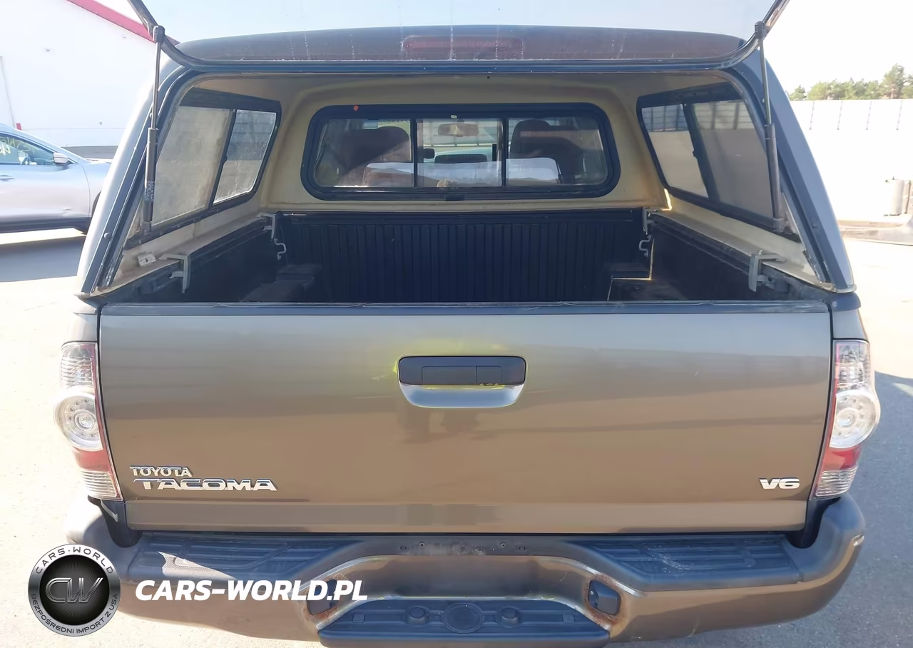 2013 Toyota Tacoma Base V6 VIN:3TMLU4EN6DM130316 - 18