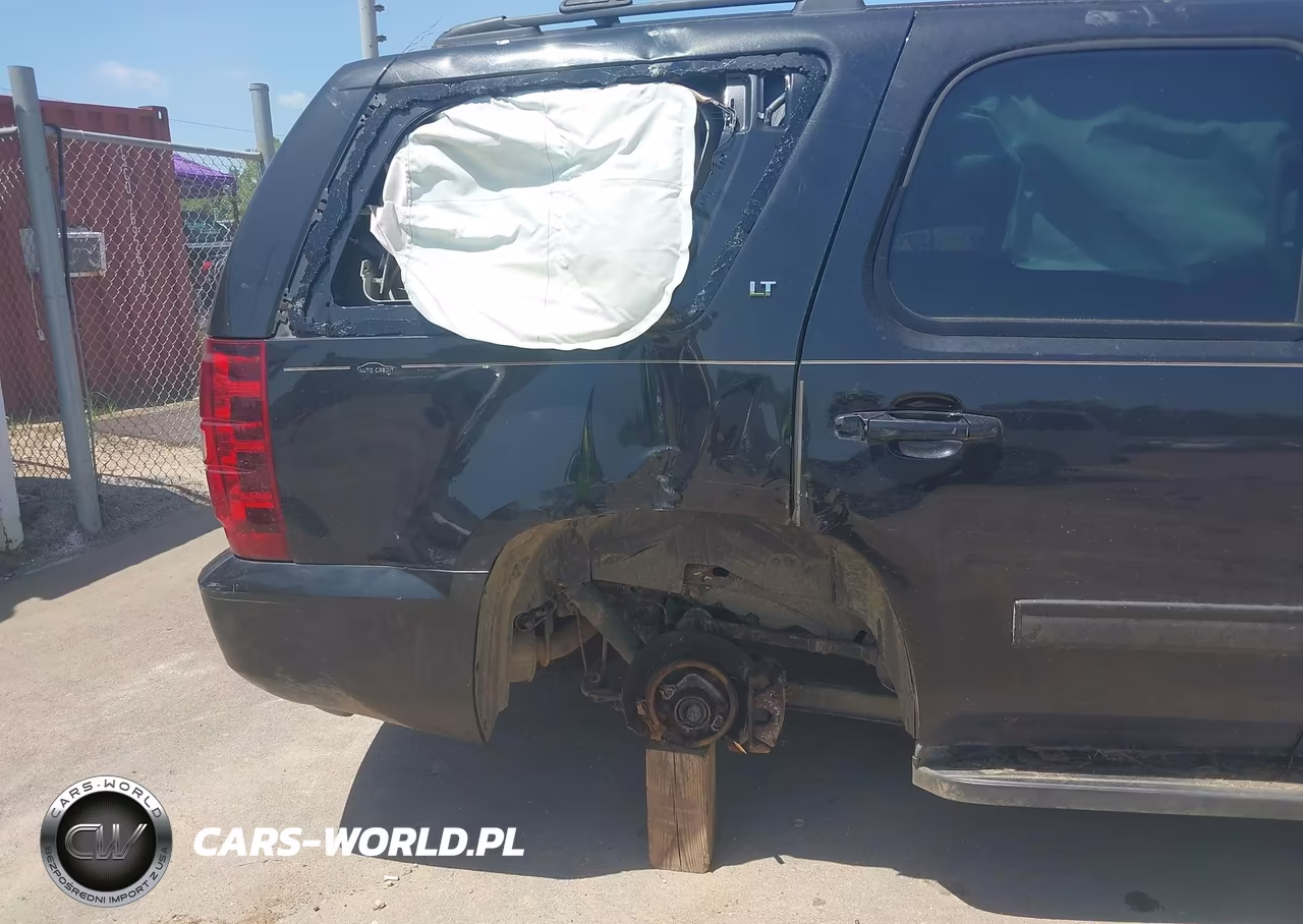 2011 Chevrolet Tahoe Lt VIN:1GNSKBE09BR279400 - 18