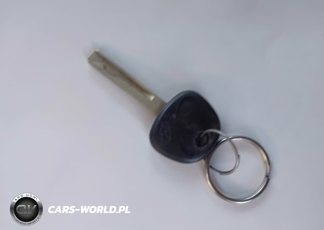 2016 Hyundai Veloster VIN:KMHTC6AD1GU291499 - 11