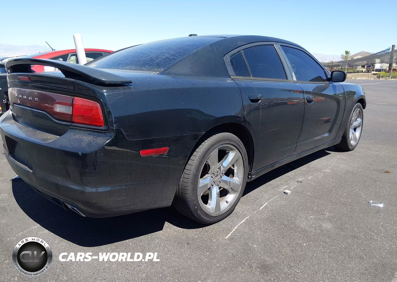 2013 Dodge Charger Sxt Plus VIN:2C3CDXHG7DH643401 - 4