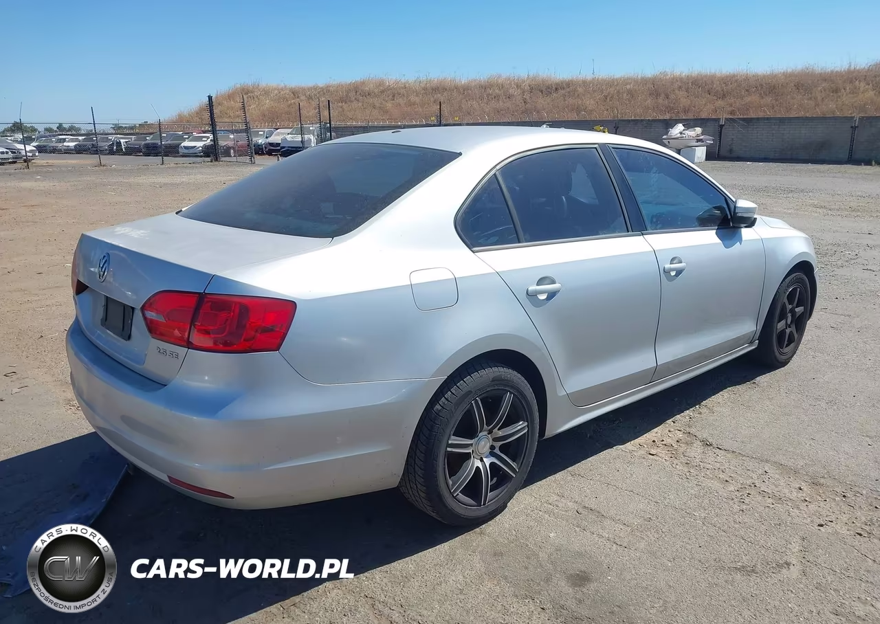 2011 Volkswagen Jetta 2.5L Se VIN:3VWDX7AJ1BM339439 - 4