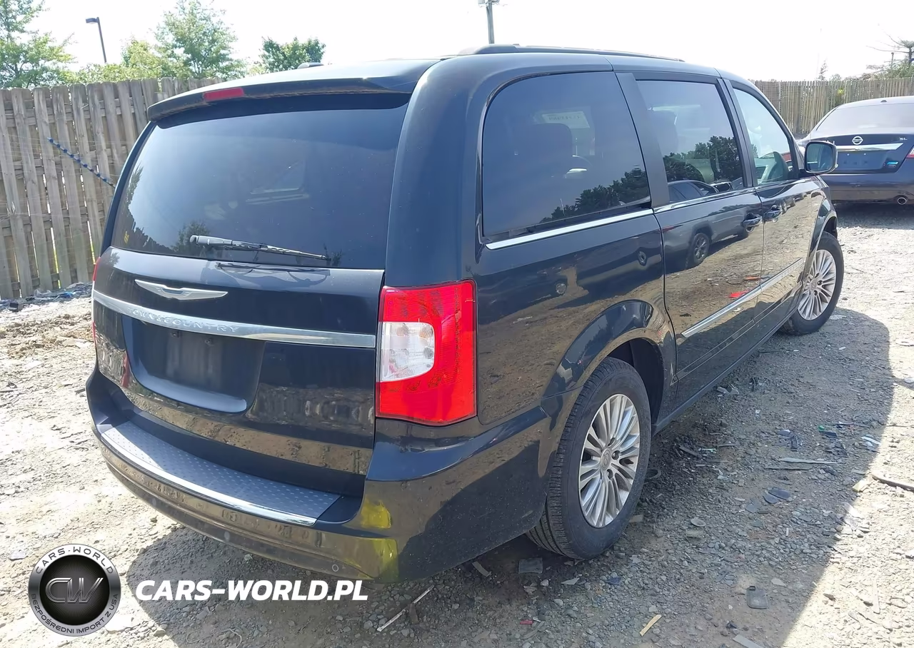2013 Chrysler Town & Country Touring-L VIN:2C4RC1CG7DR664367 - 4