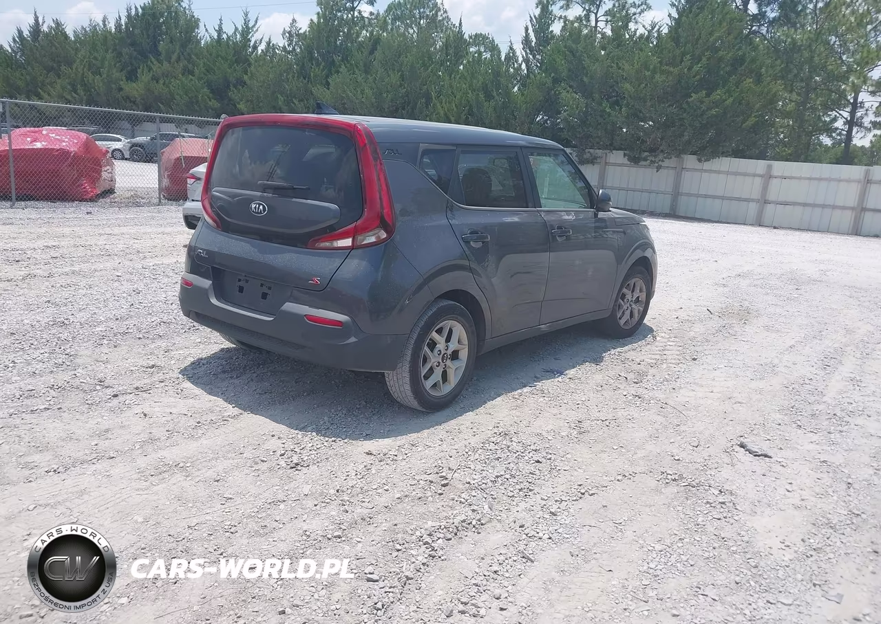 2020 Kia Soul S VIN:KNDJ23AU9L7735458 - 4