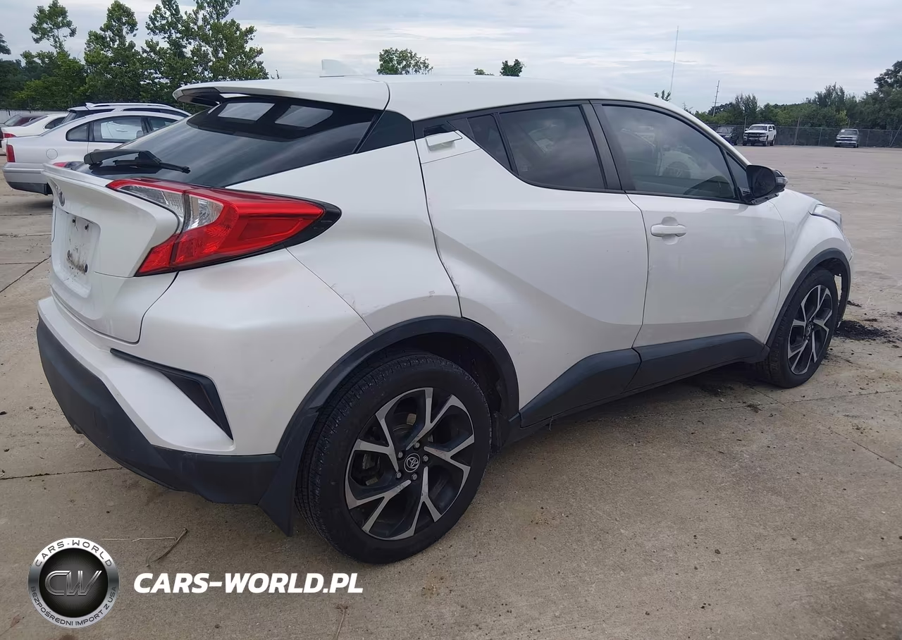 2018 Toyota C-Hr Xle Premium VIN:NMTKHMBX6JR006126 - 4