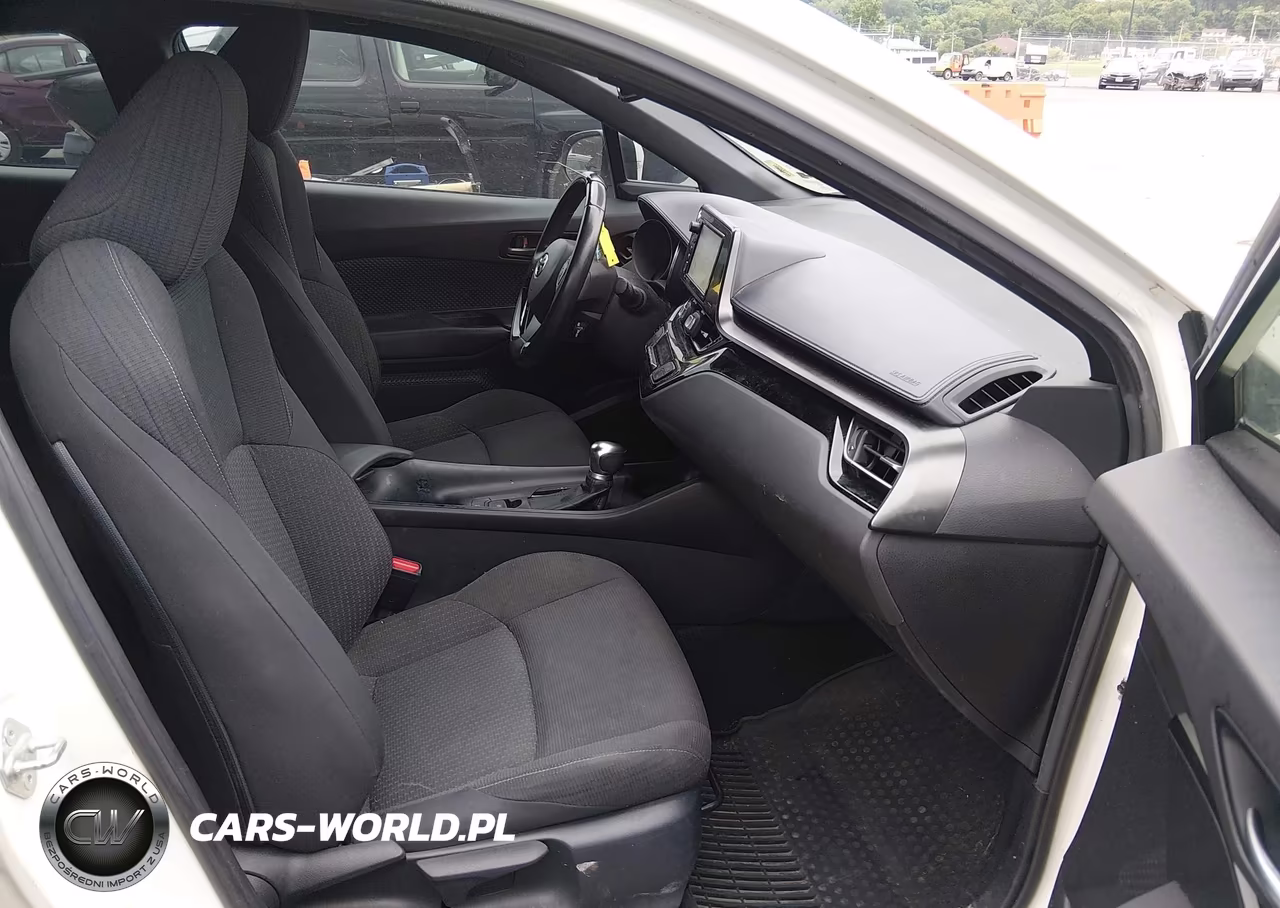 2018 Toyota C-Hr Xle Premium VIN:NMTKHMBX6JR006126 - 5