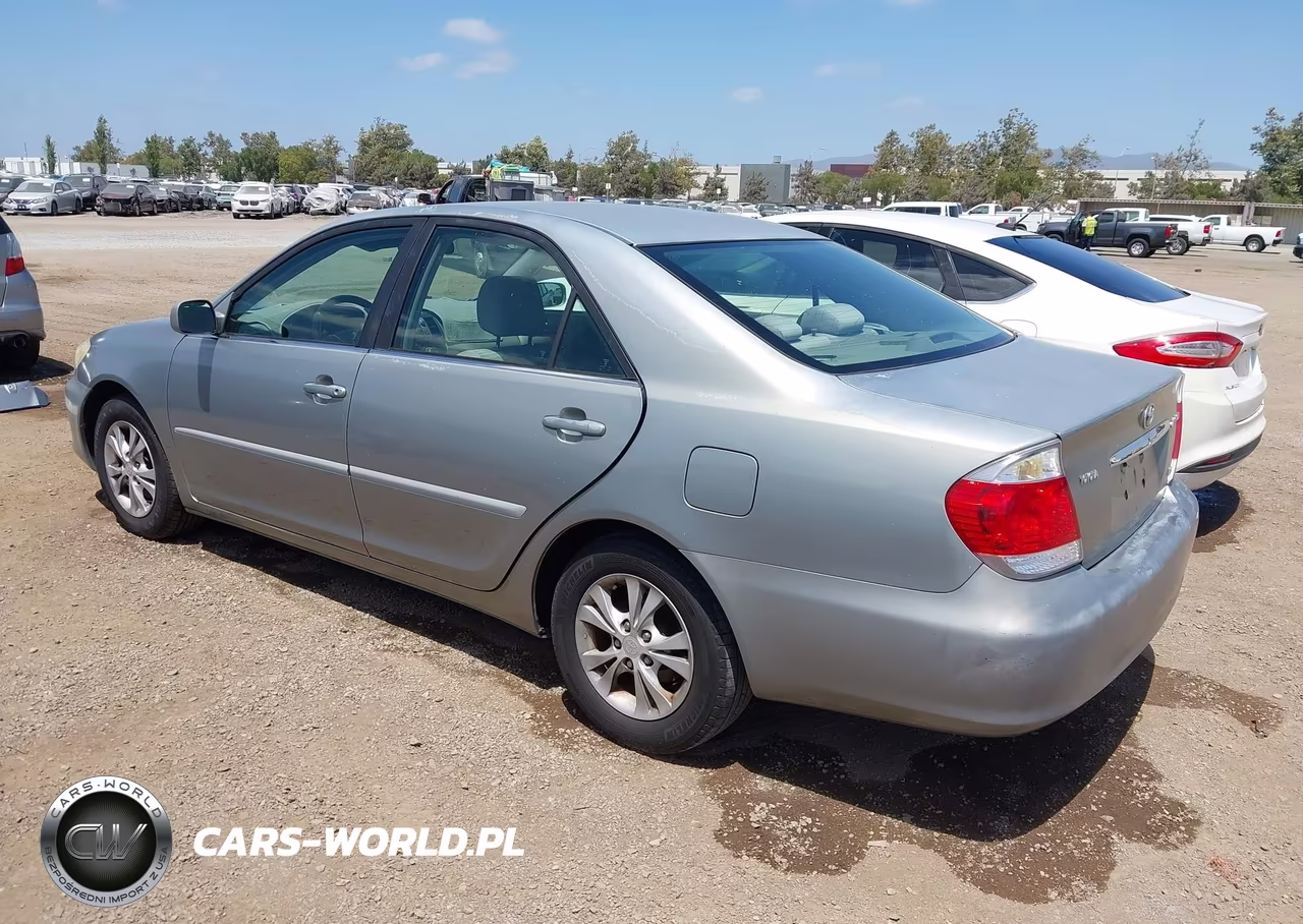 2005 Toyota Camry Le V6 VIN:4T1BF32K25U621310 - 3