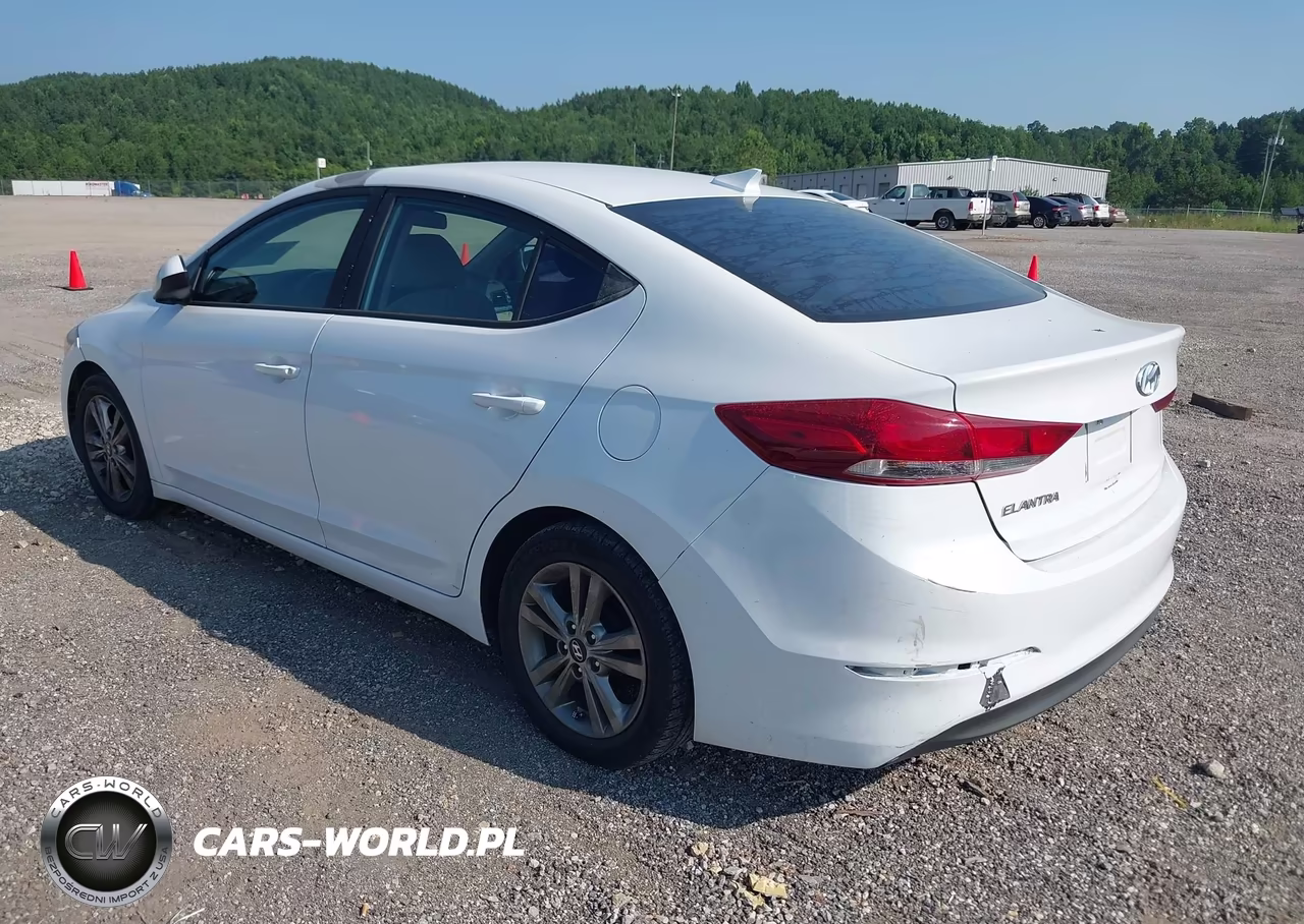 2017 Hyundai Elantra Se VIN:5NPD84LF1HH174868 - 3