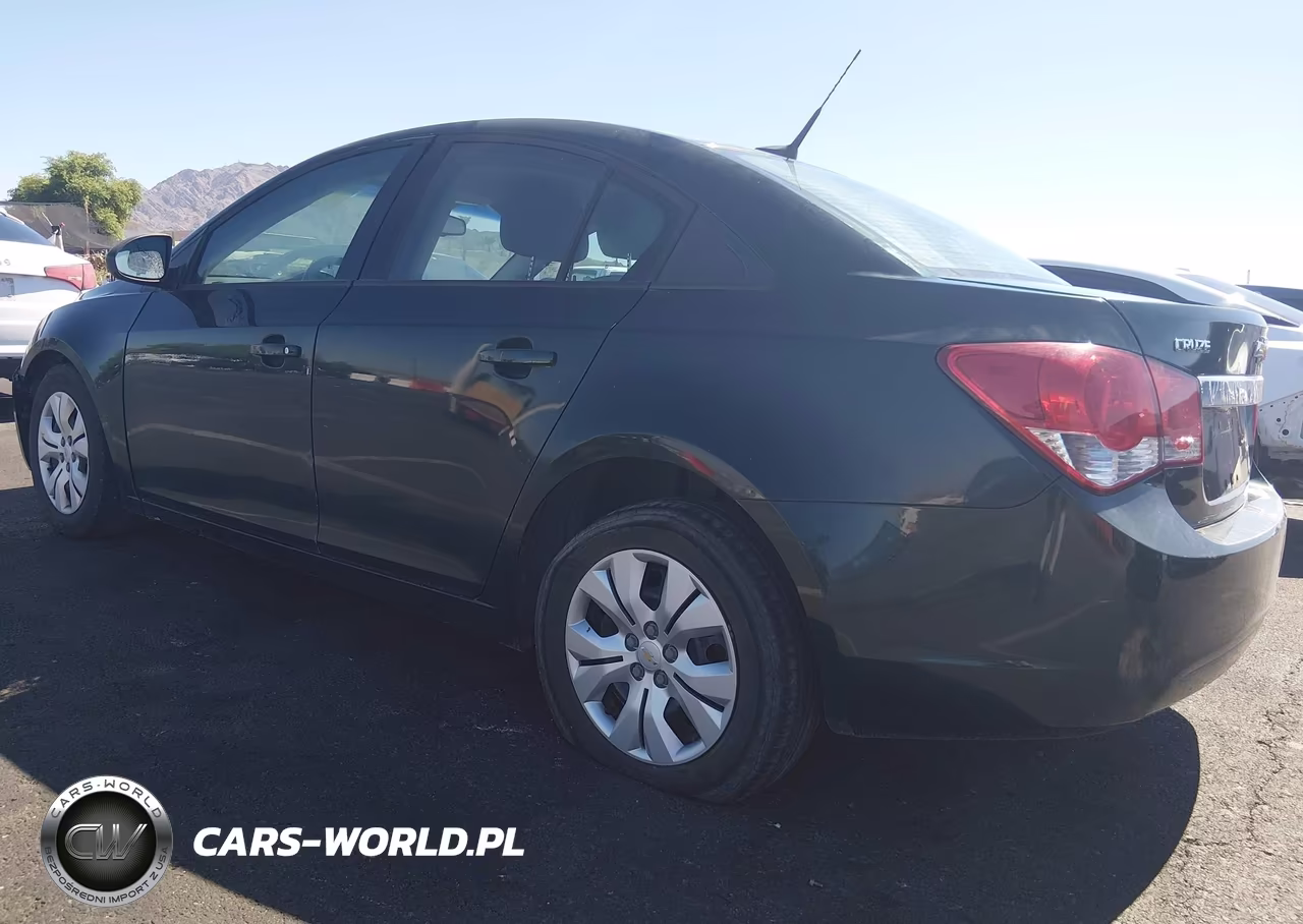 2014 Chevrolet Cruze Ls Auto VIN:1G1PA5SH6E7199042 - 3