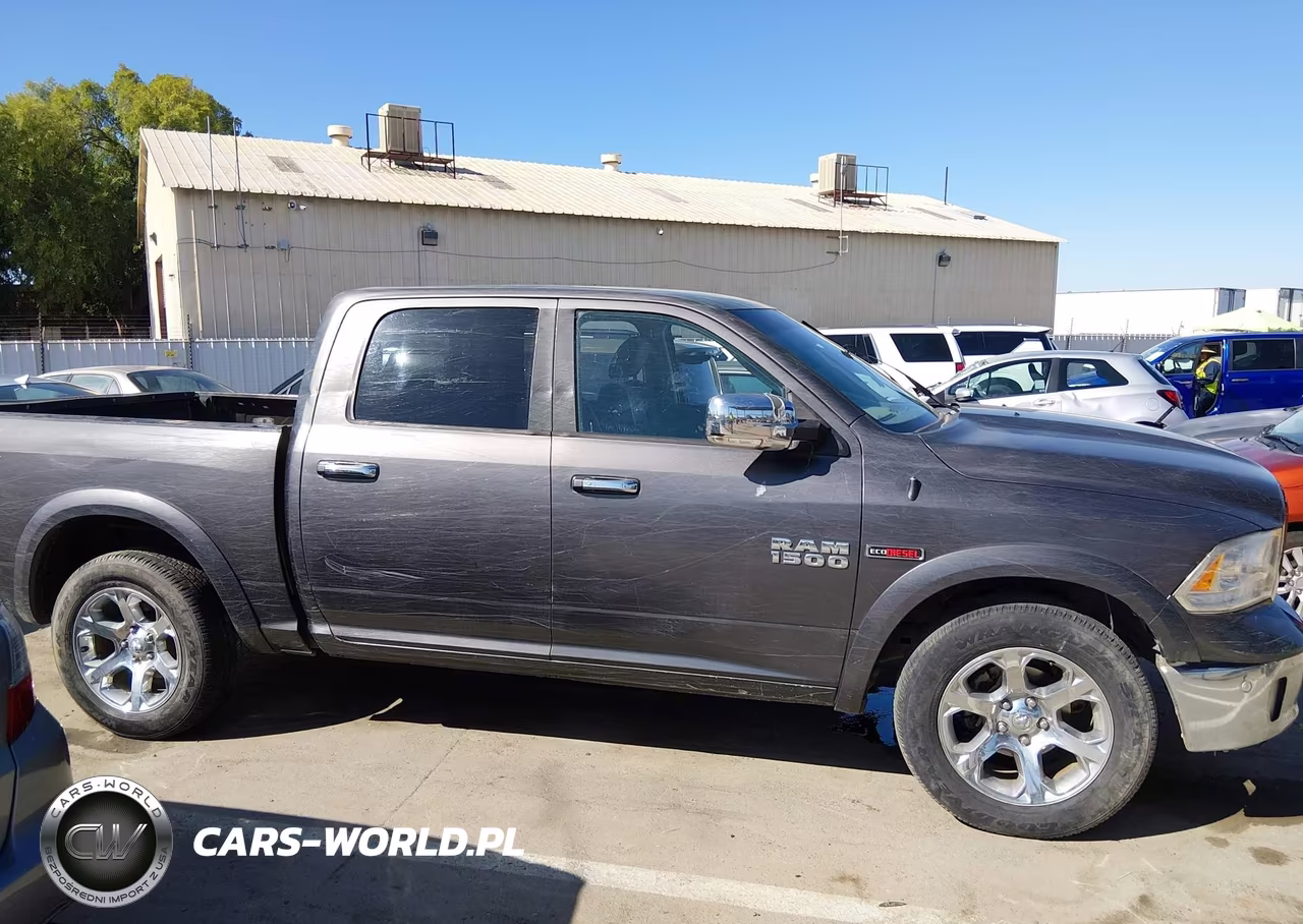 2018 Ram 1500 Laramie 4X4 5'7 Box VIN:1C6RR7NM8JS353973 - 13