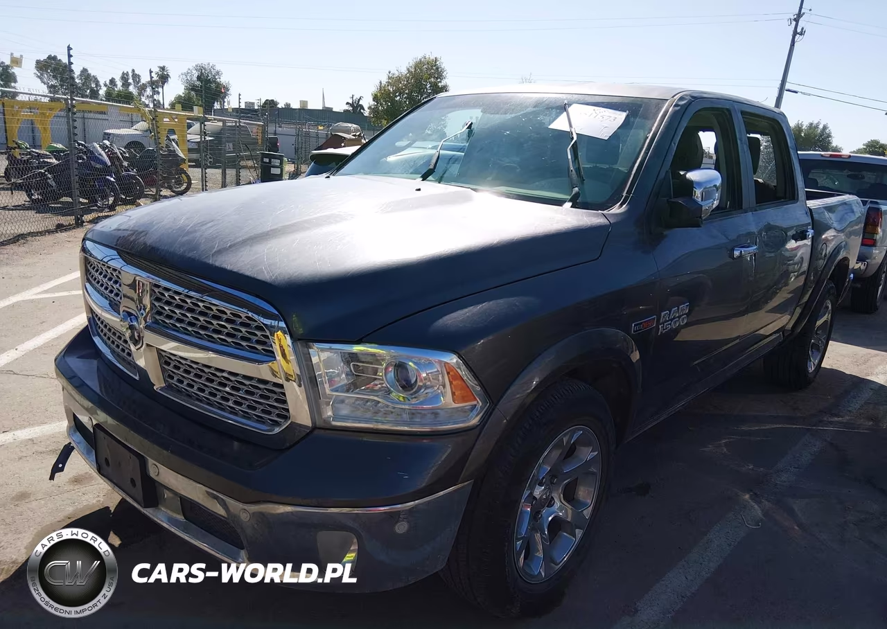 2018 Ram 1500 Laramie 4X4 5'7 Box VIN:1C6RR7NM8JS353973 - 2