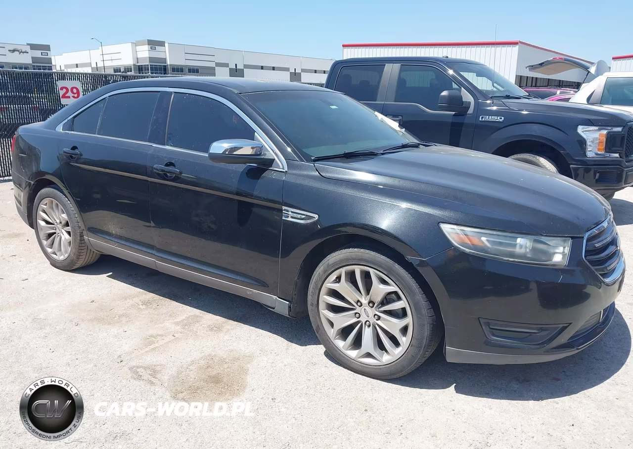 2015 Ford Taurus Limited – zdjęcie 1 z 16
