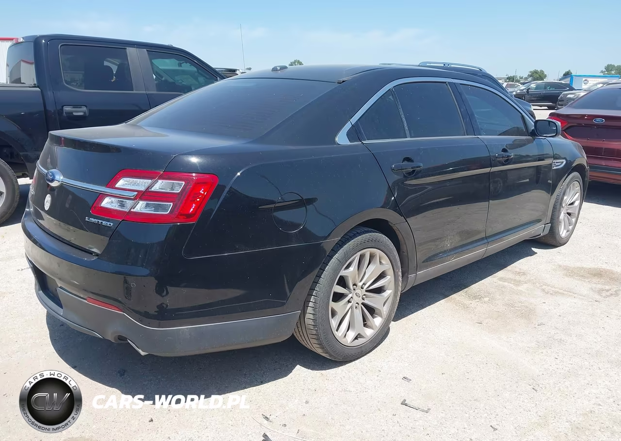 2015 Ford Taurus Limited VIN:1FAHP2F84FG117531 - 4