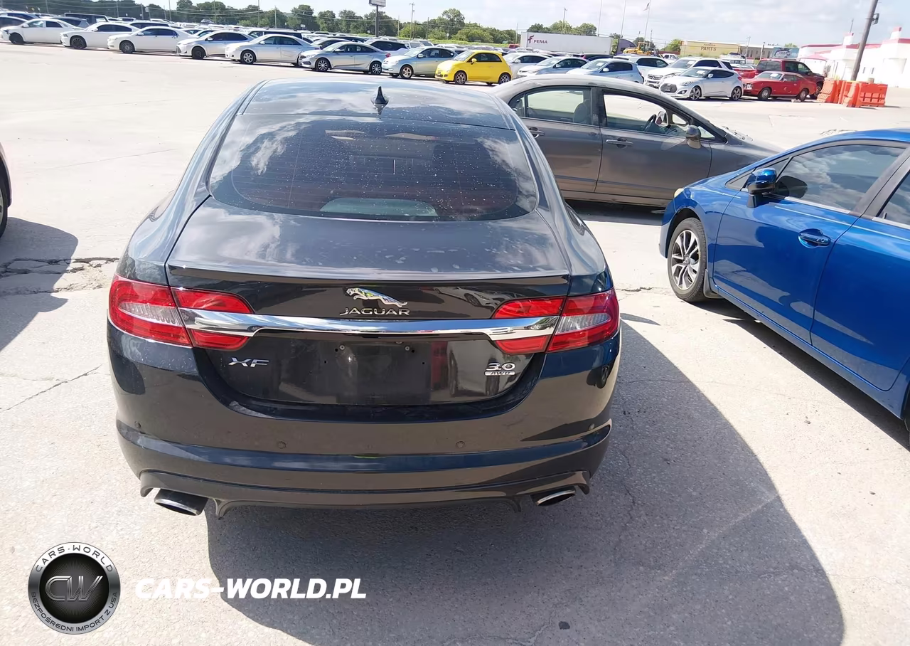 2014 Jaguar Xf V6 Sc VIN:SAJWJ0EF4E8U12856 - 16