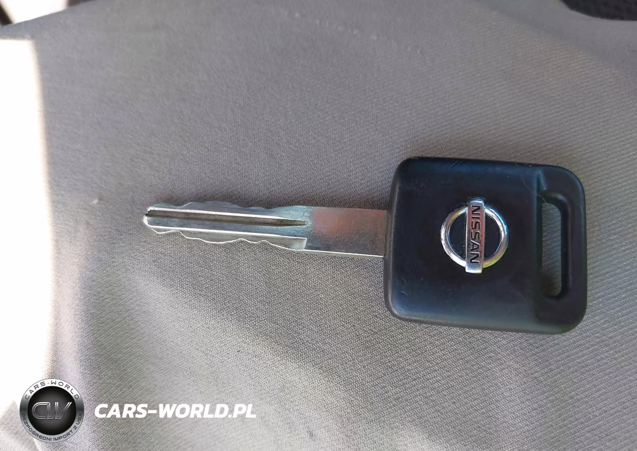 2018 Nissan Sentra S VIN:3N1AB7AP0JY267054 - 11
