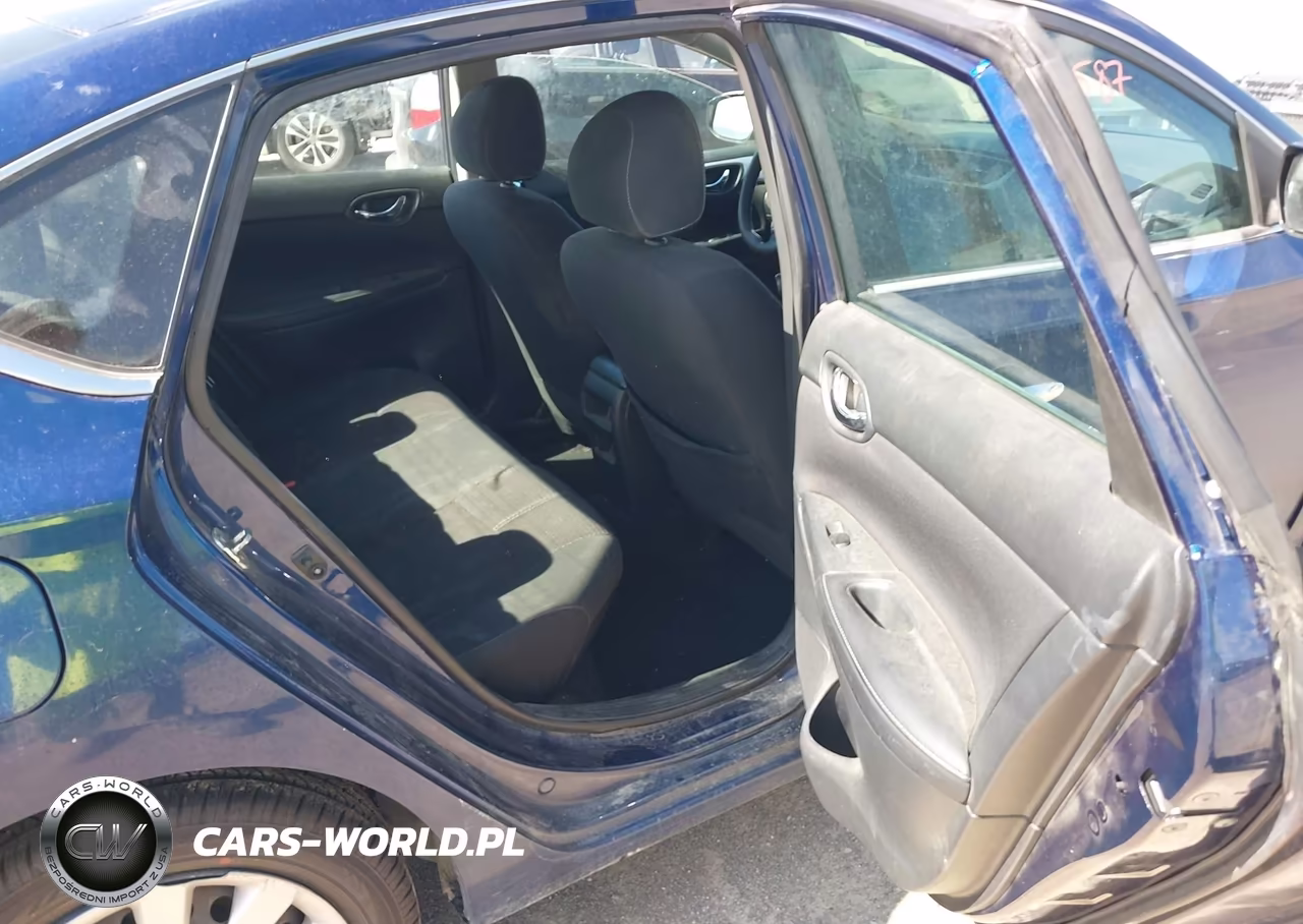 2018 Nissan Sentra S VIN:3N1AB7AP0JY267054 - 8