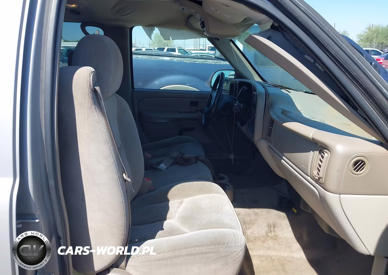 2005 Chevrolet Tahoe Ls VIN:1GNEC13V95J135593 - 5