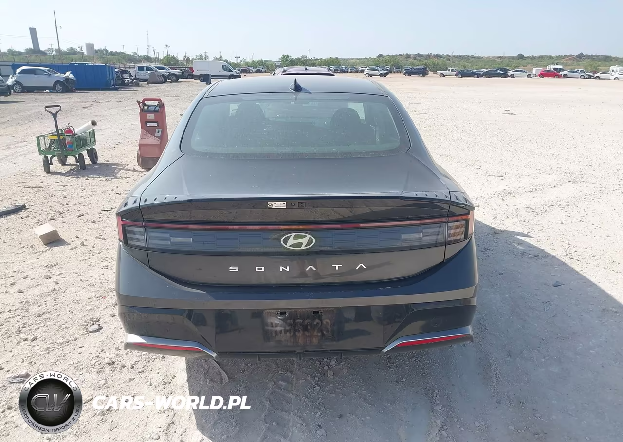 2025 Hyundai Sonata Sel VIN:KMHL64JA0SA471598 - 16