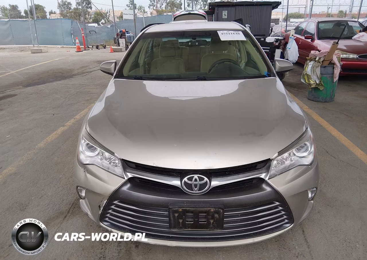 2015 Toyota Camry Le VIN:4T1BF1FK9FU106871 - 14