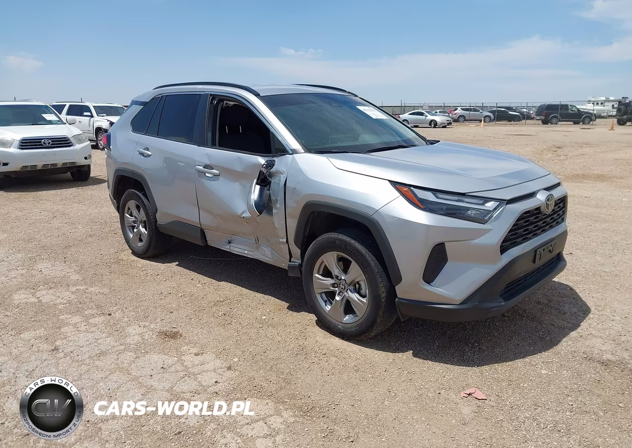 2025 Toyota Rav4 Xle – zdjęcie 1 z 16