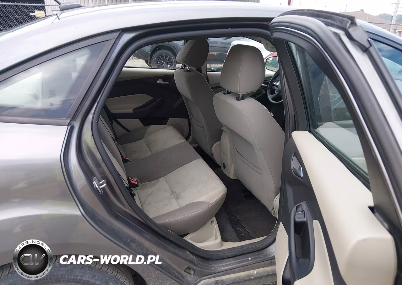 2013 Ford Focus Se VIN:1FADP3F22DL261972 - 8