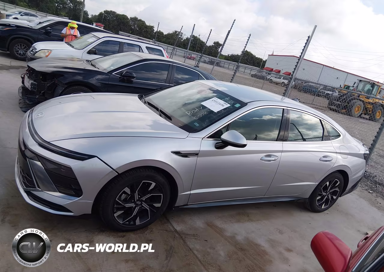 2025 Hyundai Sonata Sel VIN:KMHL64JA8SA466150 - 14