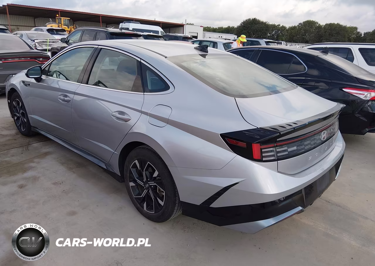 2025 Hyundai Sonata Sel VIN:KMHL64JA8SA466150 - 3
