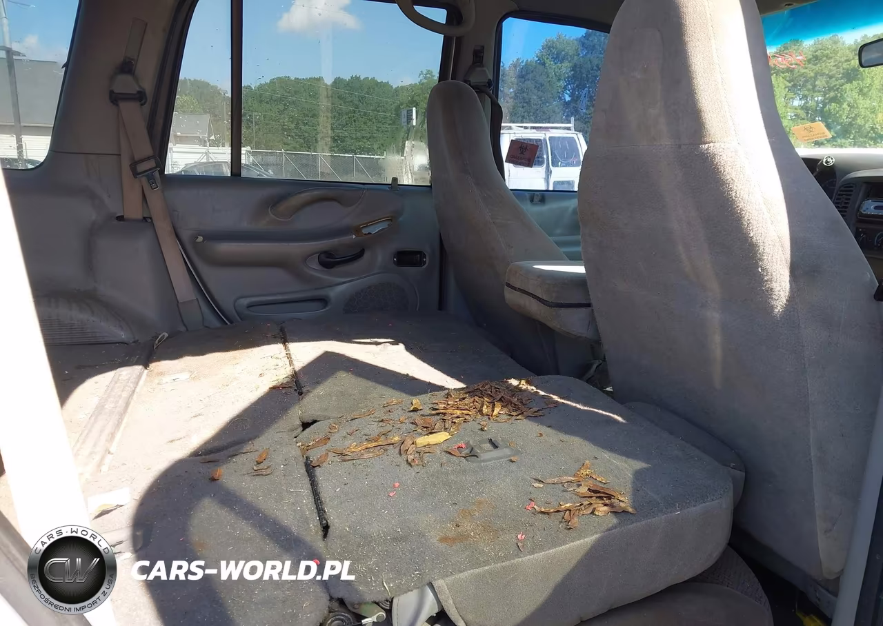 2001 Ford Expedition Xlt VIN:1FMRU15WX1LB00343 - 8