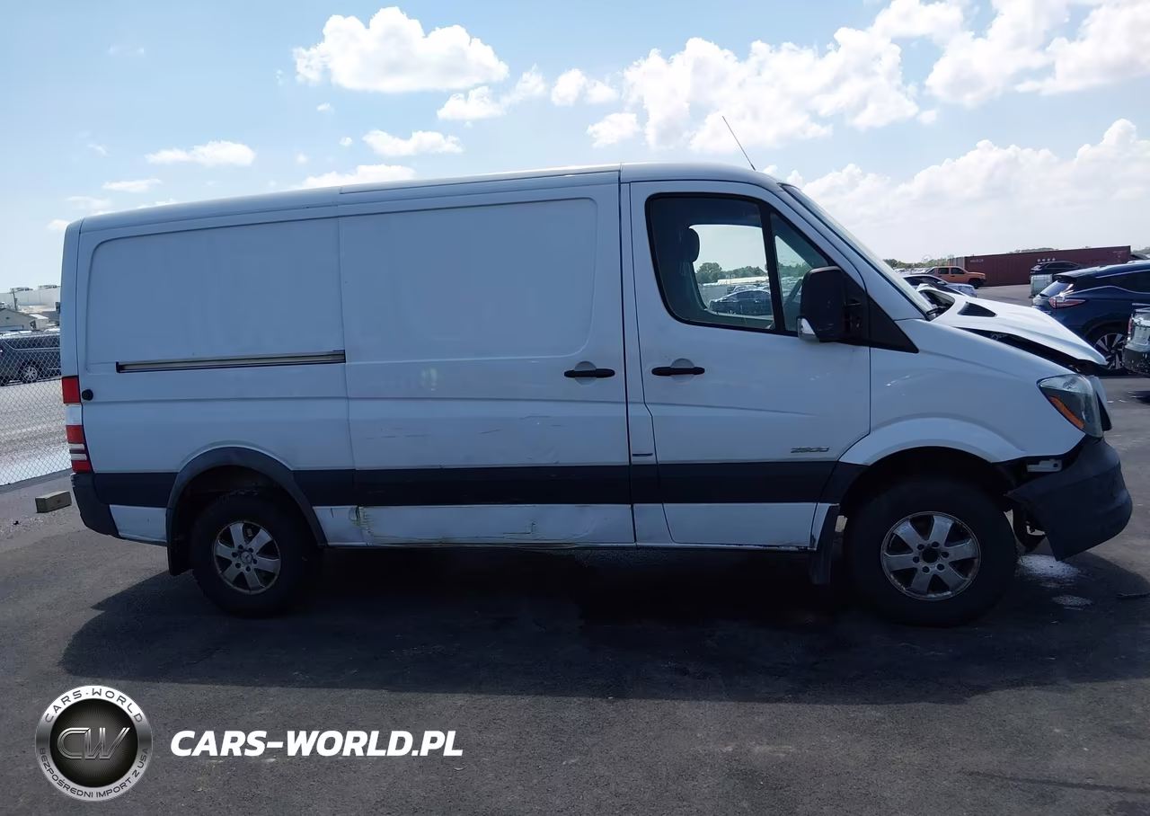 2015 Mercedes-Benz Sprinter 2500 Normal Roof VIN:WD3PE7DC9F5993498 - 13