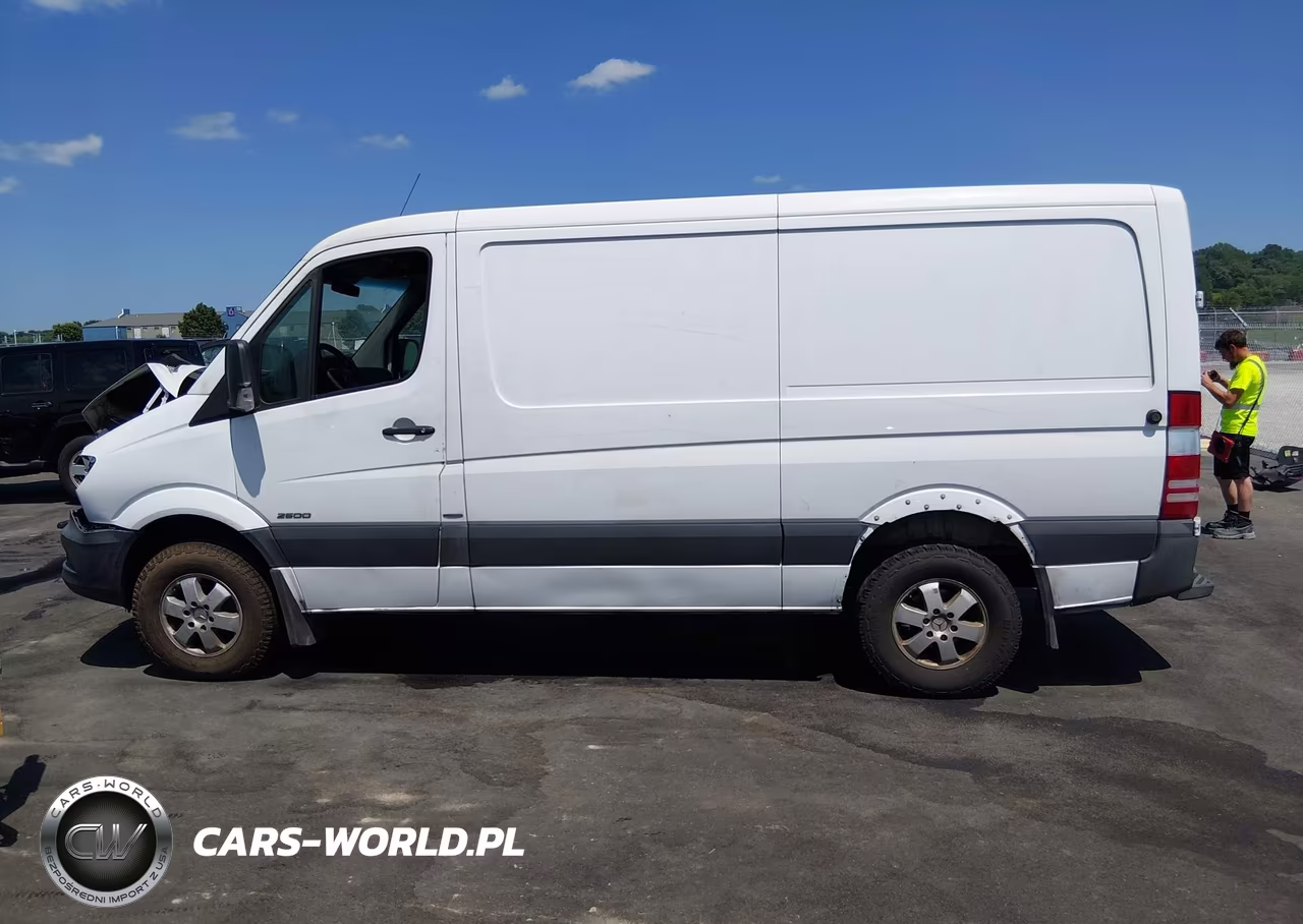 2015 Mercedes-Benz Sprinter 2500 Normal Roof VIN:WD3PE7DC9F5993498 - 14