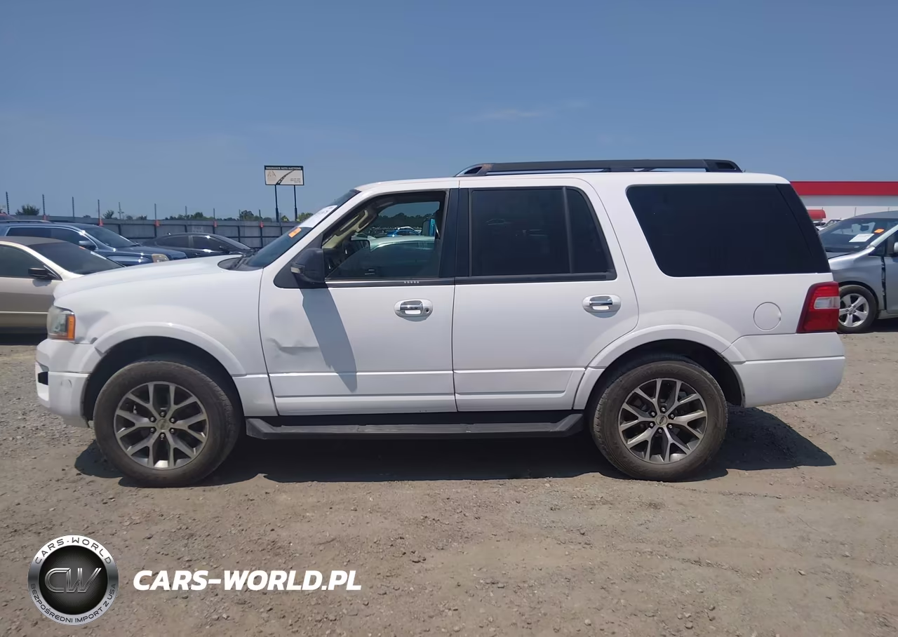 2015 Ford Expedition Xlt VIN:1FMJU1HT3FEF04949 - 14