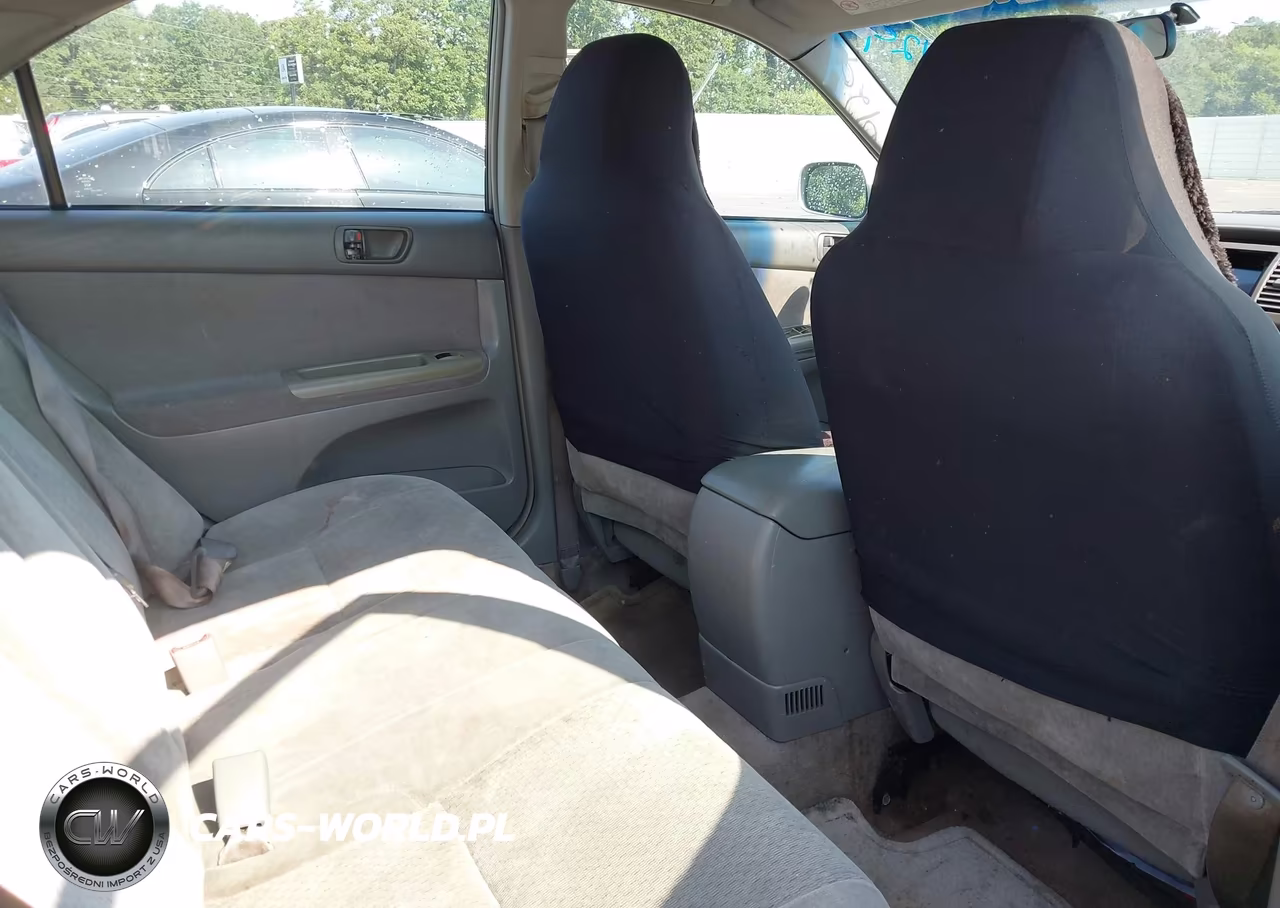 2002 Toyota Camry Le VIN:4T1BE32KX2U087052 - 8