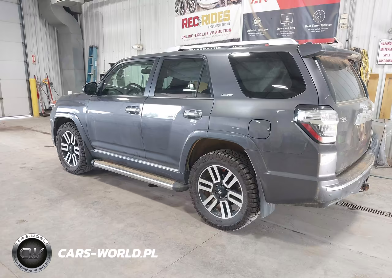2018 Toyota 4Runner Limited VIN:JTEBU5JR9J5512069 - 3