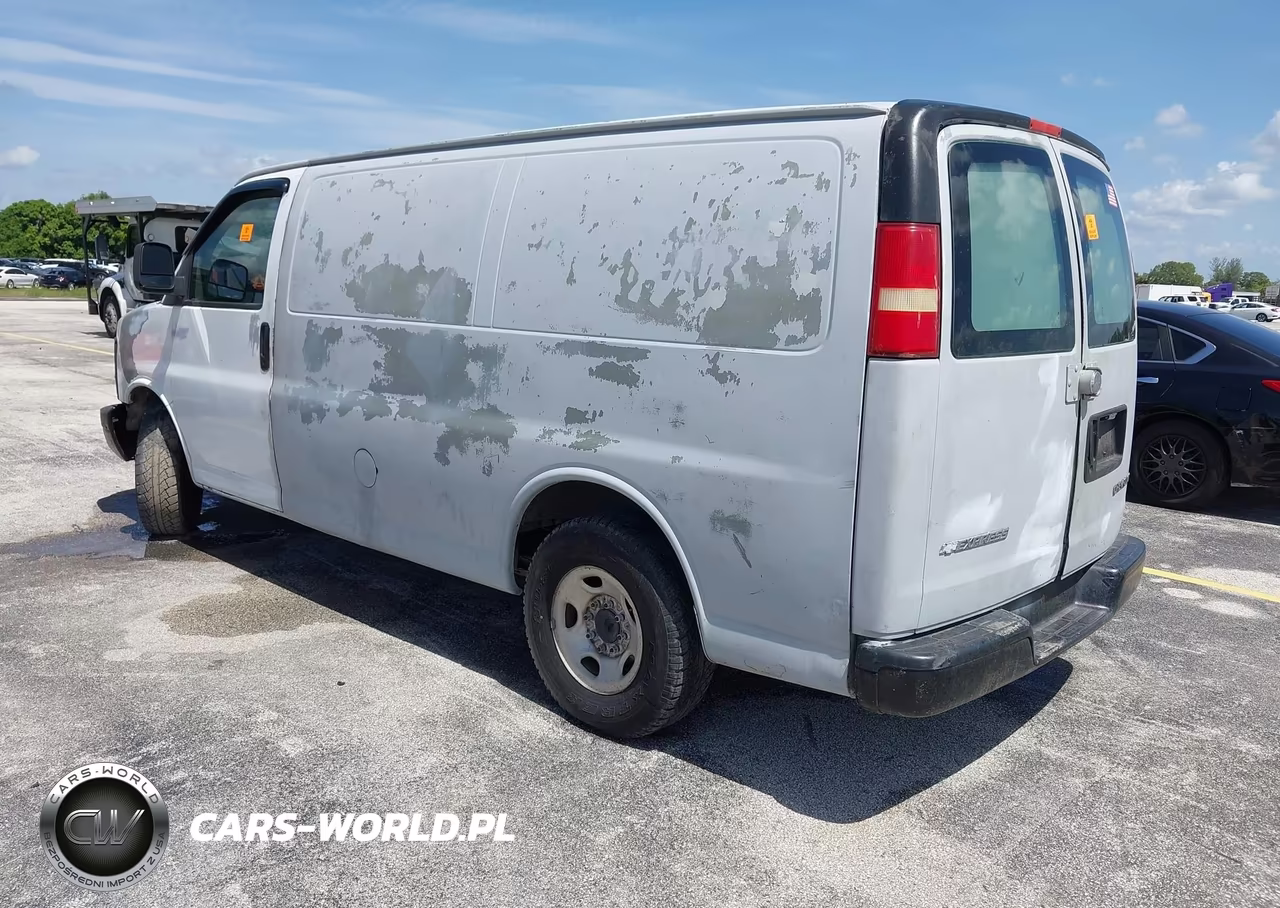 2006 Chevrolet Express Work Van VIN:1GCGG25V061100810 - 3