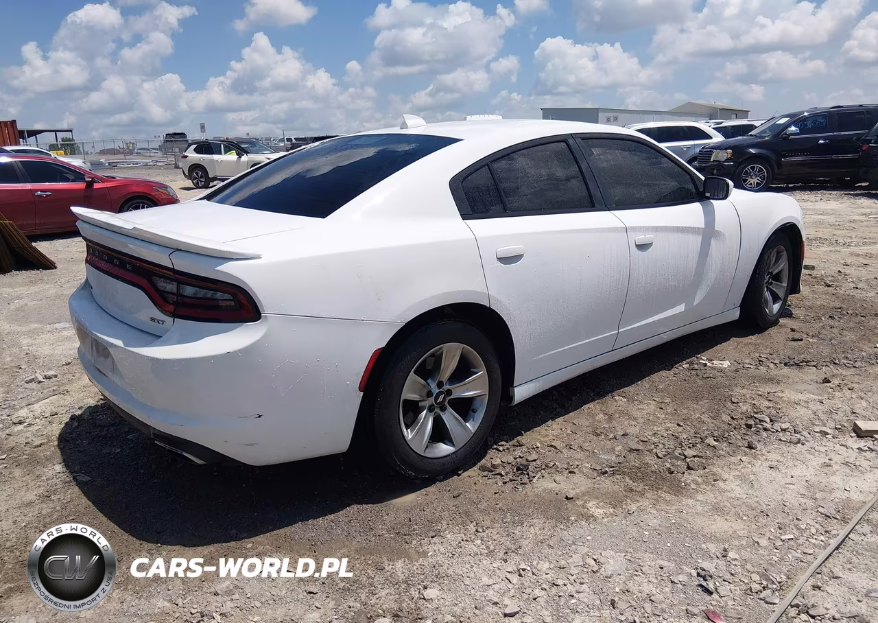 2016 Dodge Charger Sxt VIN:2C3CDXHG3GH172870 - 4