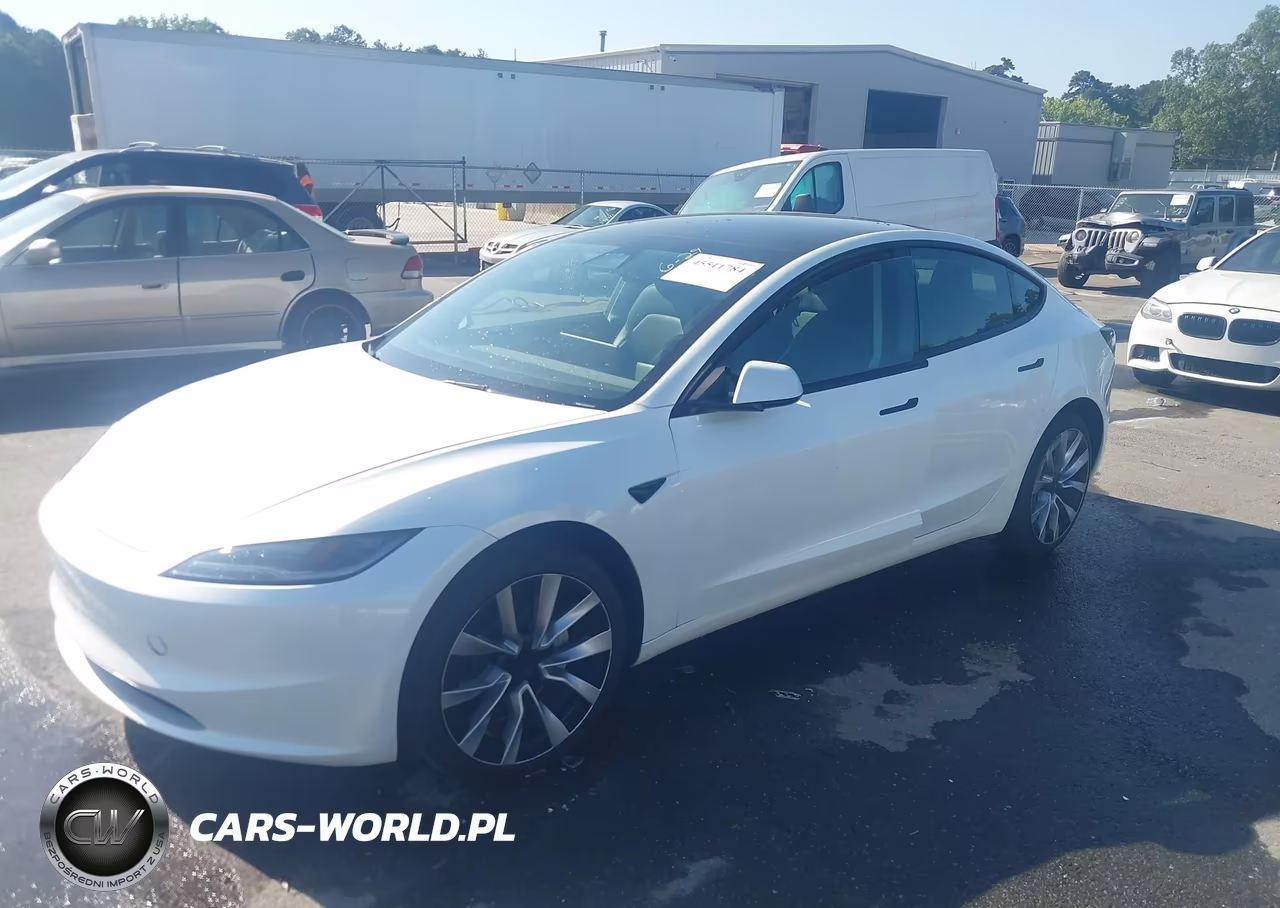 2025 Tesla Model 3 Long Range Rear-Wheel Drive-Standard Rear-Wheel Drive VIN:5YJ3E1EA1SF938633 - 2