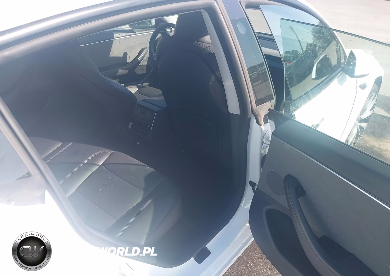 2025 Tesla Model 3 Long Range Rear-Wheel Drive-Standard Rear-Wheel Drive VIN:5YJ3E1EA1SF938633 - 8