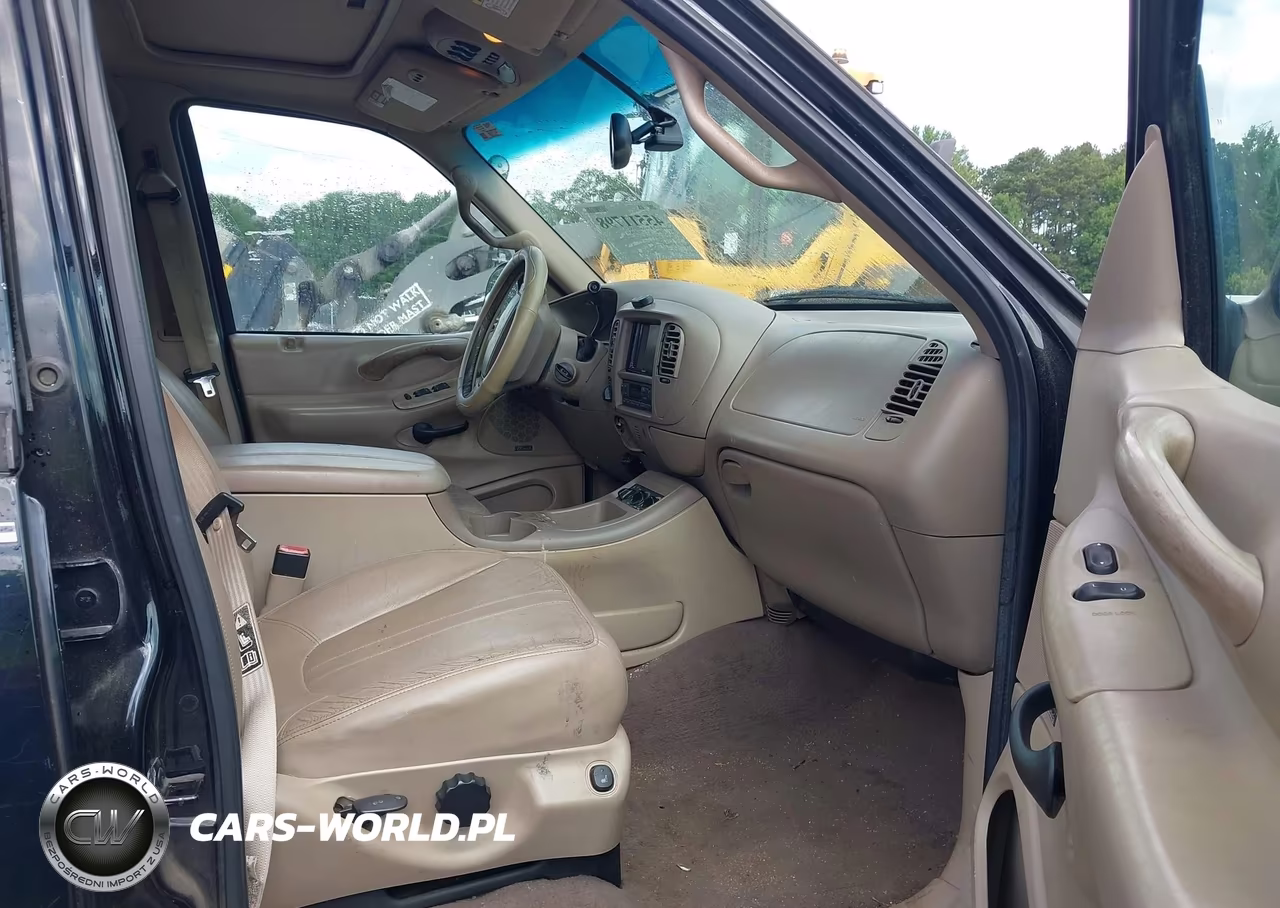2001 Ford Expedition Eddie Bauer VIN:1FMPU18L41LA19718 - 5